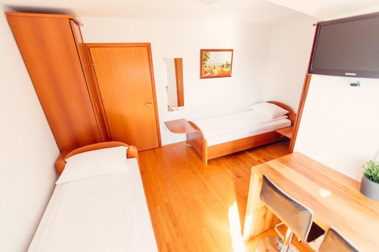 Frankovic Bed&Breakfast Vinica Ngoại thất bức ảnh